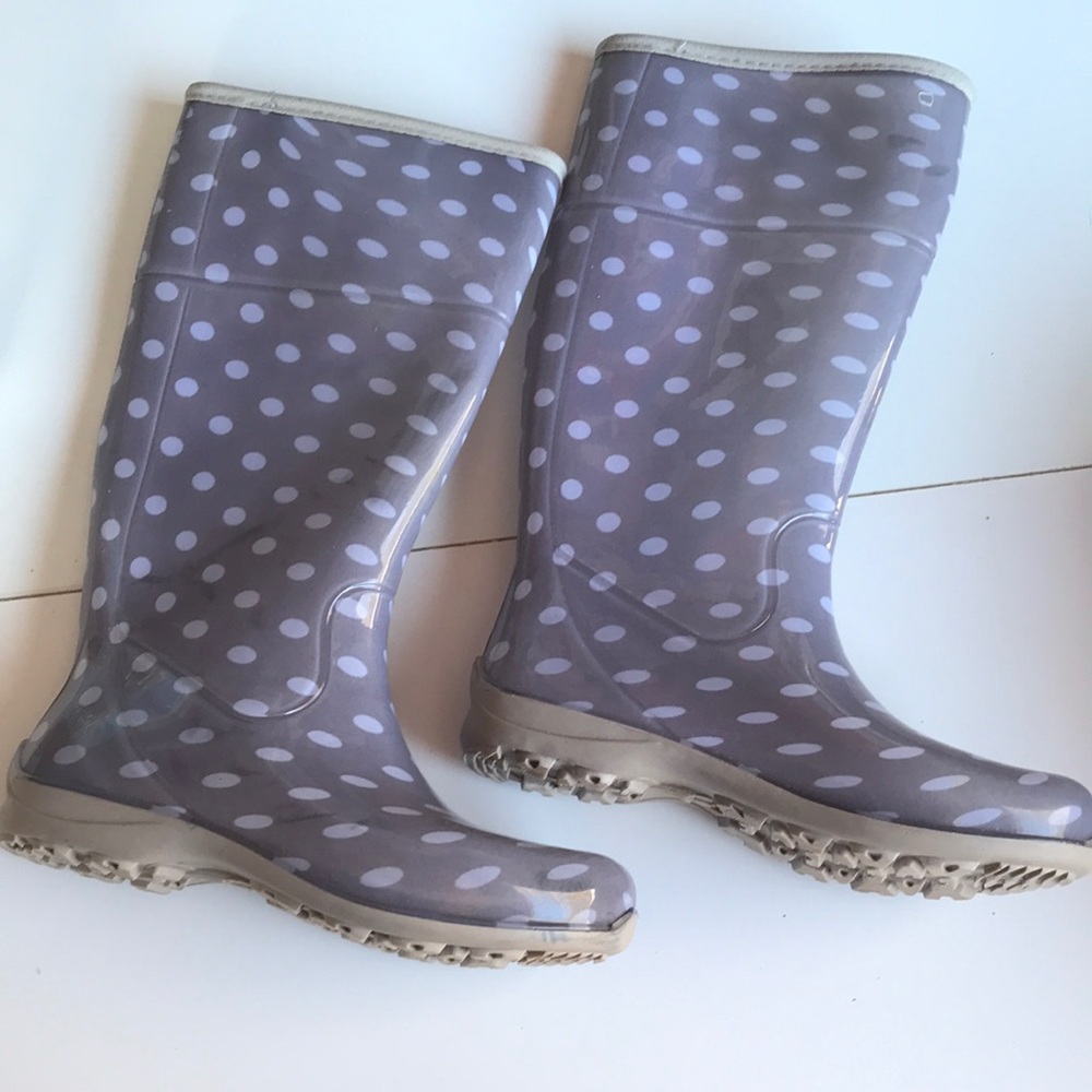 Rain boots